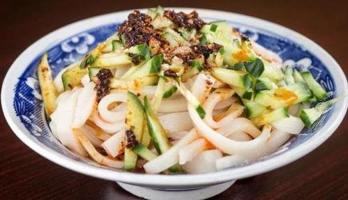 吃凉皮图片,凉皮风味图鉴